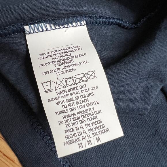 Women's NFL Monster of the Midway V-Neck Navy T-Shirt - Size Small - NWT - Picture 5 of 6